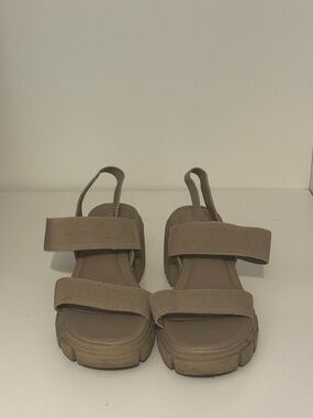 Madden Girl beige sandals with small heel